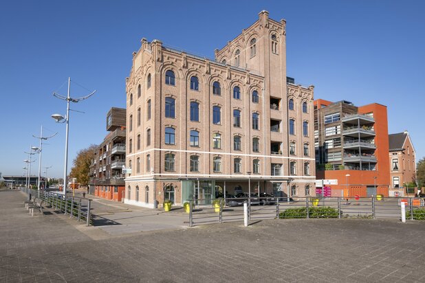 Unieke loft met uitzicht op de rupel