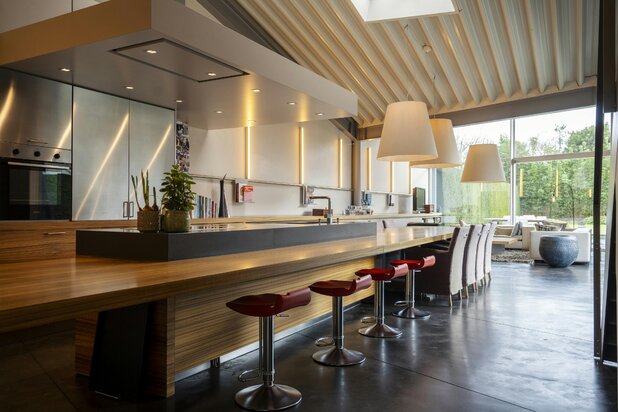 Architectenwoning te koop nabij het centrum van Waregem