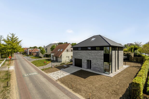 Nieuwbouwwoning in het centrum Aalter!