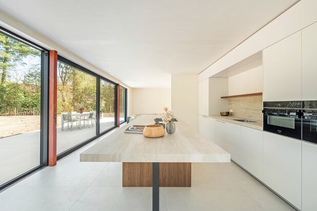 Villa moderne ÉNERGÉTIQUEMENT EFFICACE de QUALITÉ en construction neuve