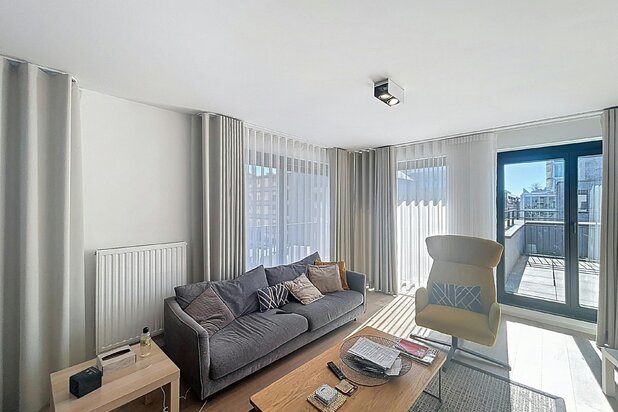 Brussel, Gemeubeld appartement -terras 30m²- pkg