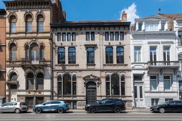 Splendide Hôtel Particulier au Cœur d'Uccle