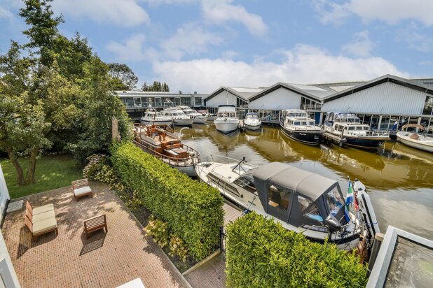 Villa for sale at LOOSDRECHT with reference 19809348495