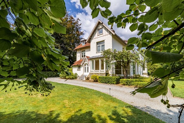 Superbe propriété ancienne de grand charme rénovée