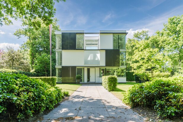 Unieke villa op een van de mooiste plekjes van Bergen (NH)