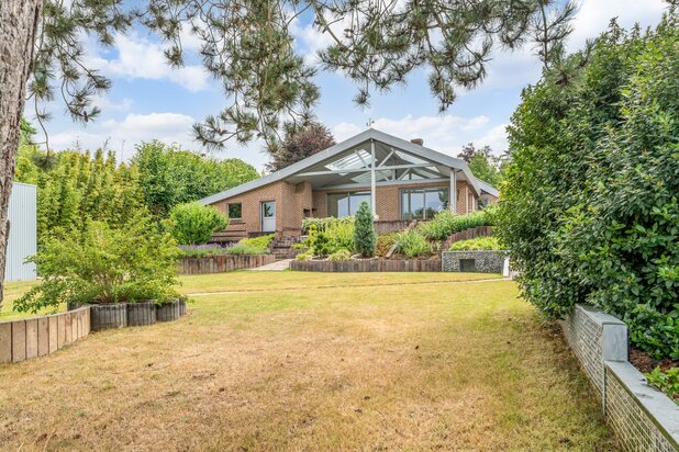 Toekomstgerichte villa met prachtig zicht in Blanden