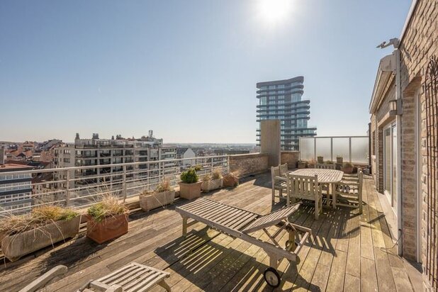 Heldenplein  Zeezicht & Zon