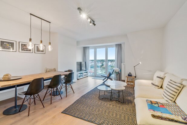 Uitstekend gelegen appartement met 3 slaapkamers in hartje Zoute op de Kustlaan aan de minigolf