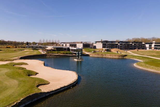 En bordure du GOLF ... Penthouse CASCO 3 chambres avec terrasse