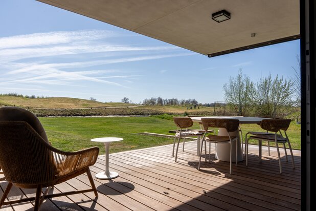 En bordure du GOLF ... 