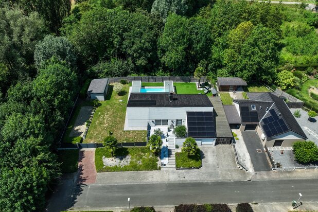 Luxueuze villa met zwembad op rustige locatie