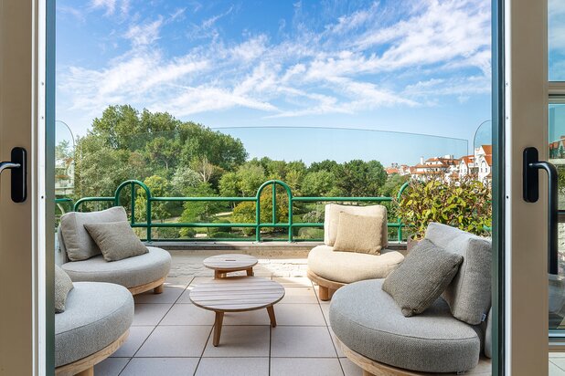 Très bel appartement de coin avec terrasse - Tennis Gardens