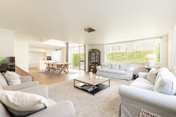 Exclusivité: Maison de rêve proche de la charmante place de l'Oosthoek