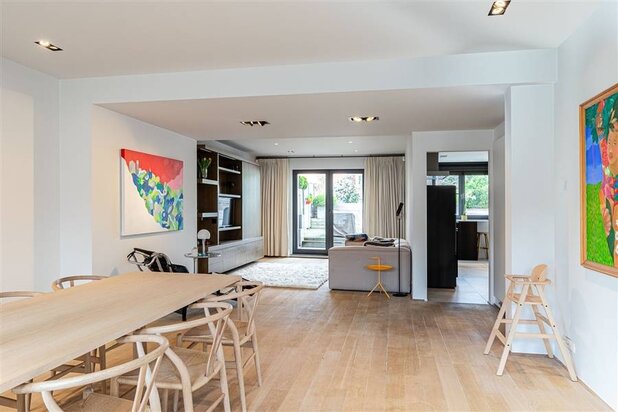 Stijlvolle woning met 4slk 2dk en ruim terras + tuin