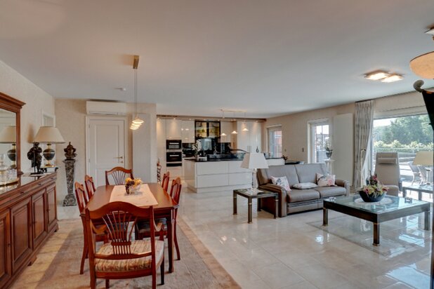 Exclusief ruim luxe-appartement van 190m² met zuiderterras van 50m²