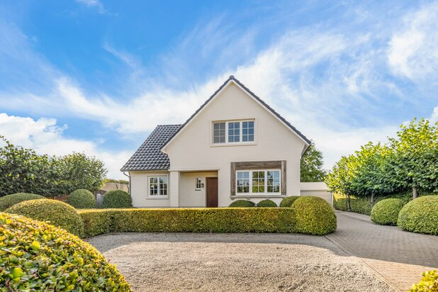 Uitzonderlijke mooie woning met 4 slpks in Alken