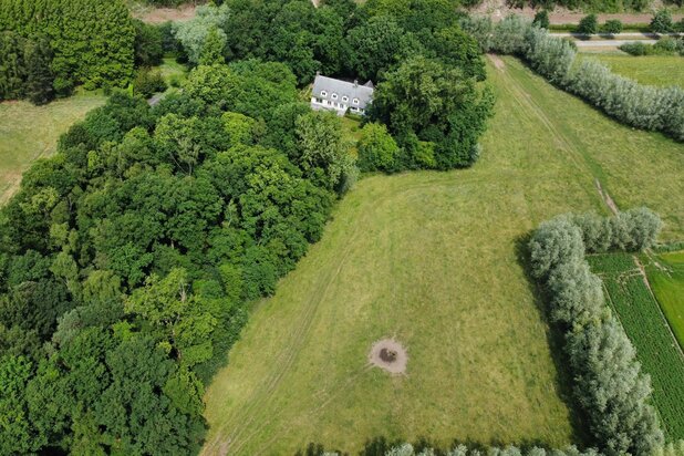 Maison de caractère avec 6 chambres, jardin, terrasse et garage à Sleidinge