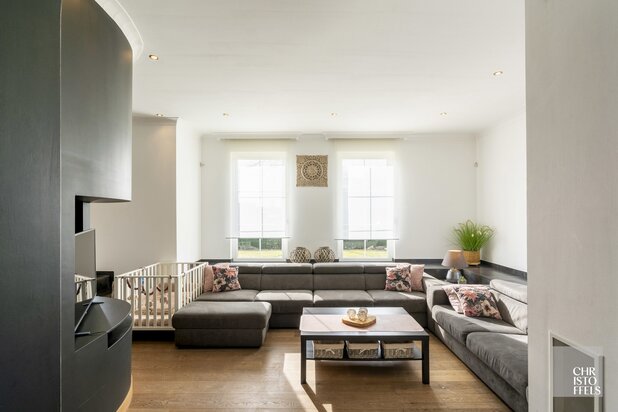 Ruime karakteristieke woning op een aangenaam perceel