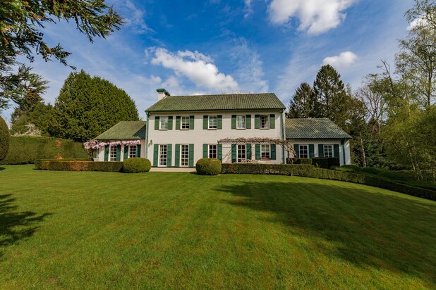 Quartier Faubourg Très Belle Villa sise sur +/- 22 ares