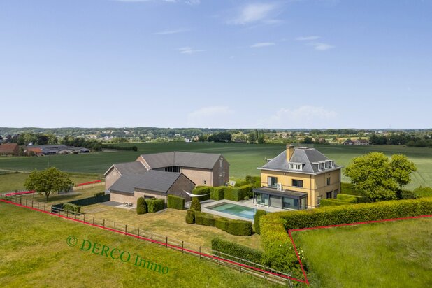 mooi geheel van topklasse VILLA met apart HISTORISCH KANTOOR- of EVENT-gebouw, in de groene rand van LEUVEN