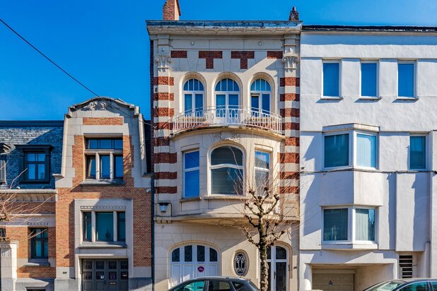 Mooi huis, garage en tuin in de wijk Montjoie