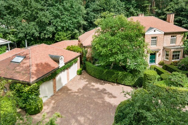 Prachtige villa in de Pater Nuyenslaan – Sels Villabouw