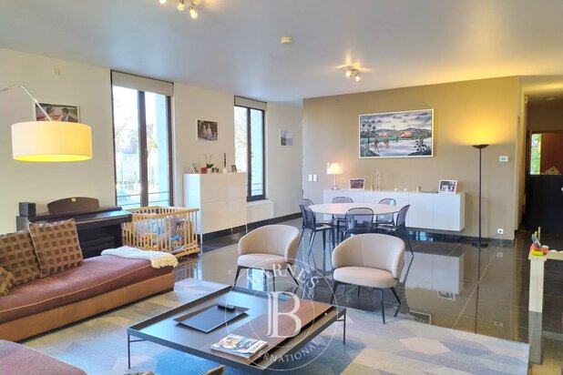 Appartement met 2 slaapkamers, terrassen, 2 parkeerplaatsen