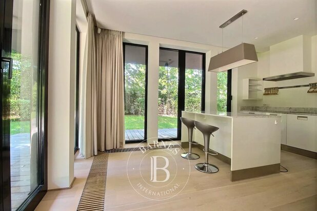 Hamoir - 3 slaapkamer appartement met tuin en parkeerplaats