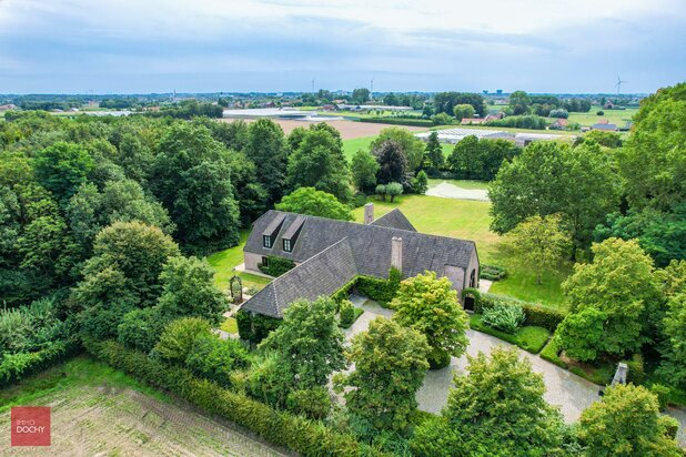 Ruim landhuis in prachtig domein van ca. 2ha