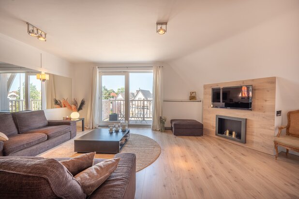 Volledig instapklaar 3 slaapkamer appartement op wandelafstand van de Zeedijk-Duinbergen