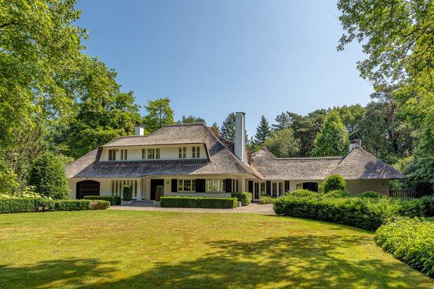 Charmante en ruime lichtrijke villa op 3.750m² te Schilde 