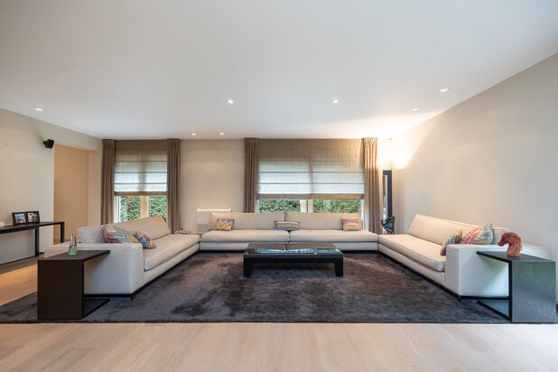 Wilrijk - Moderne en recente villa te Park den Brandt 