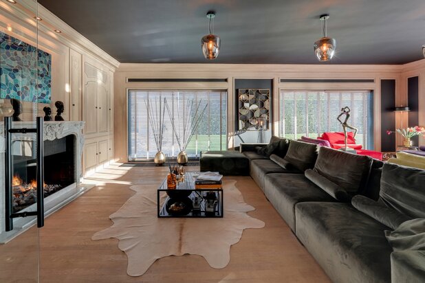 Volledig gerenoveerde luxueuze villa met zwembad in Marke 