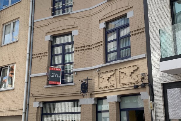 Maison de ville prête à emménager offrant de nombreuses possibilités à proximité de la digue