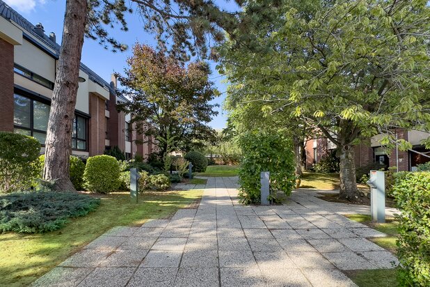 MAISON SITUEE DANS UN CLOS DANS LE QUARTIER BOONDAEL