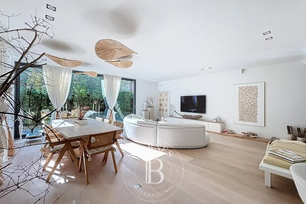 OBSERVATORIUM: Eigentijdse tuin-terras flat