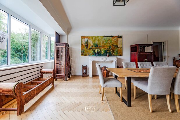 Appartement 4 chambres face au parc du cinquantenaire