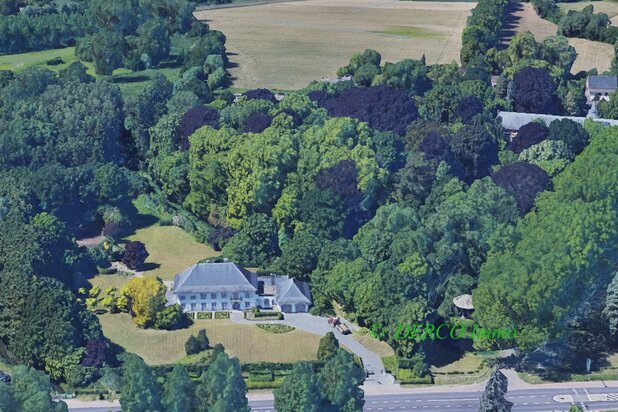 prachtige klasse-VILLA op 1,40 hectare - vlakbij LEUVEN