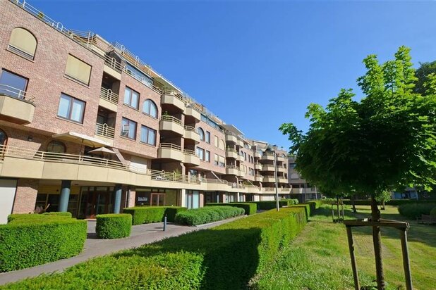Ruim appartement met drie slaapkamers.