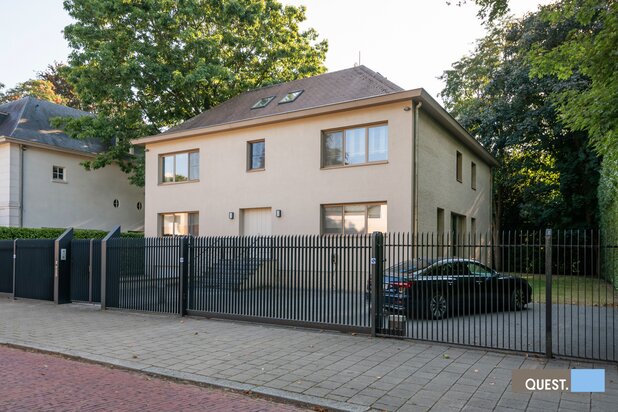 Ruime luxevilla met lift op toplocatie