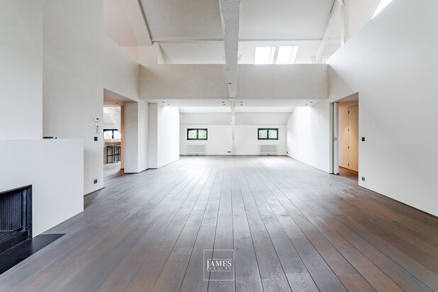 Un penthouse dans immeuble historique au Sablon