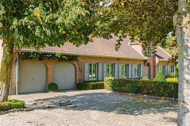 Lichtrijke villa op de legendarische Koppenberg