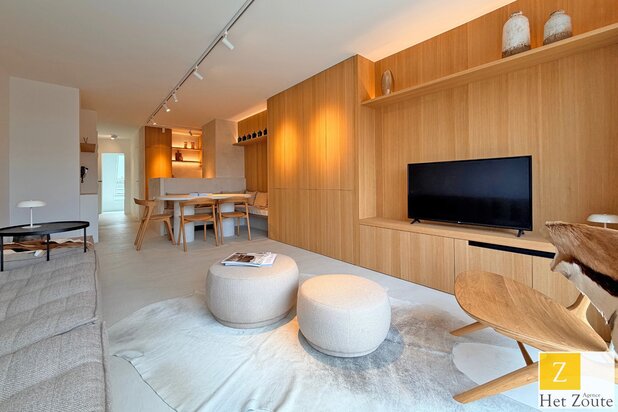 Triplex moderne avec terrasse ensoleillée sur la Lippenslaan