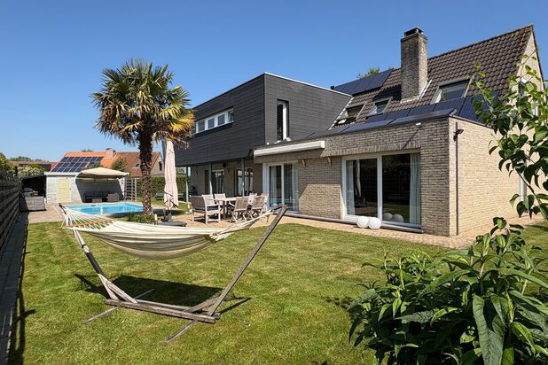 ALLEENSTAANDE WONING MET 4 TOT 7 SLPKS, TUIN EN ZWEMBAD