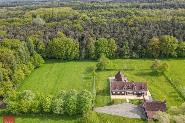 Idyllisch landhuis “De Lentehoeve” te midden het groen
