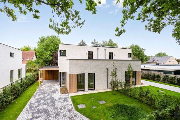 Moderne en energieneutrale nieuwbouwwoning