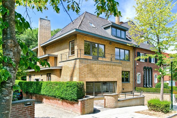 Observatorium - Gerenoveerde modernistische villa Tuin Zuid