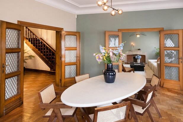 Karaktervolle eigendom op centrale en residentiële ligging.