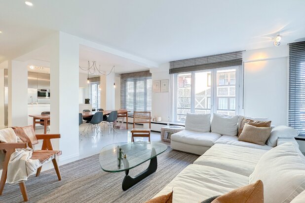 Appartement d'angle, offrant une sensation de LOFT unique...