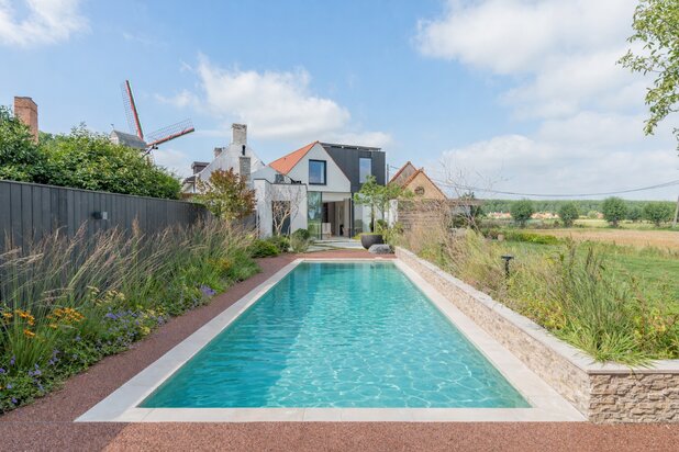 Maison neuve Oostkerke piscine vue moulin